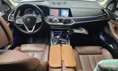X7 (G07)