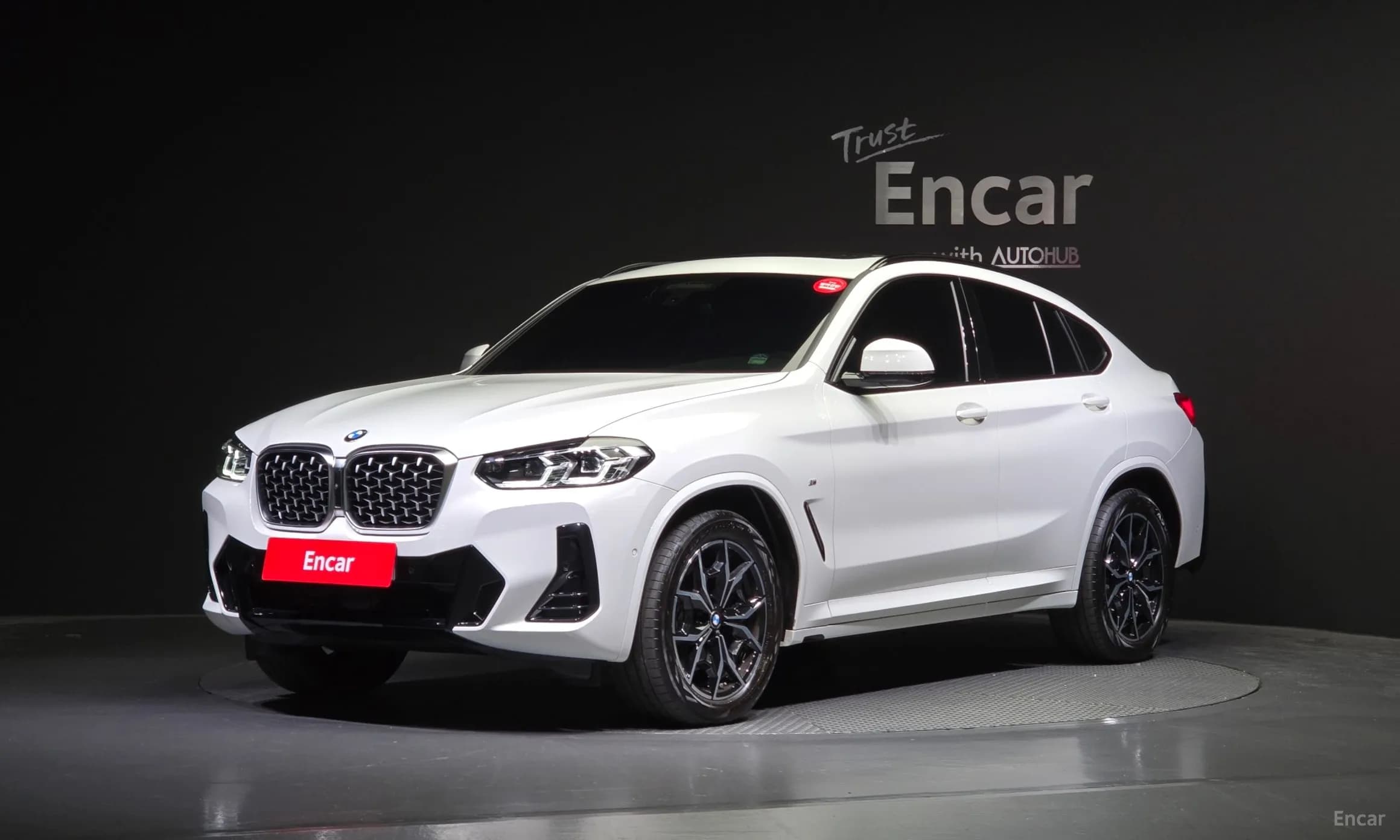 X4 (G02)