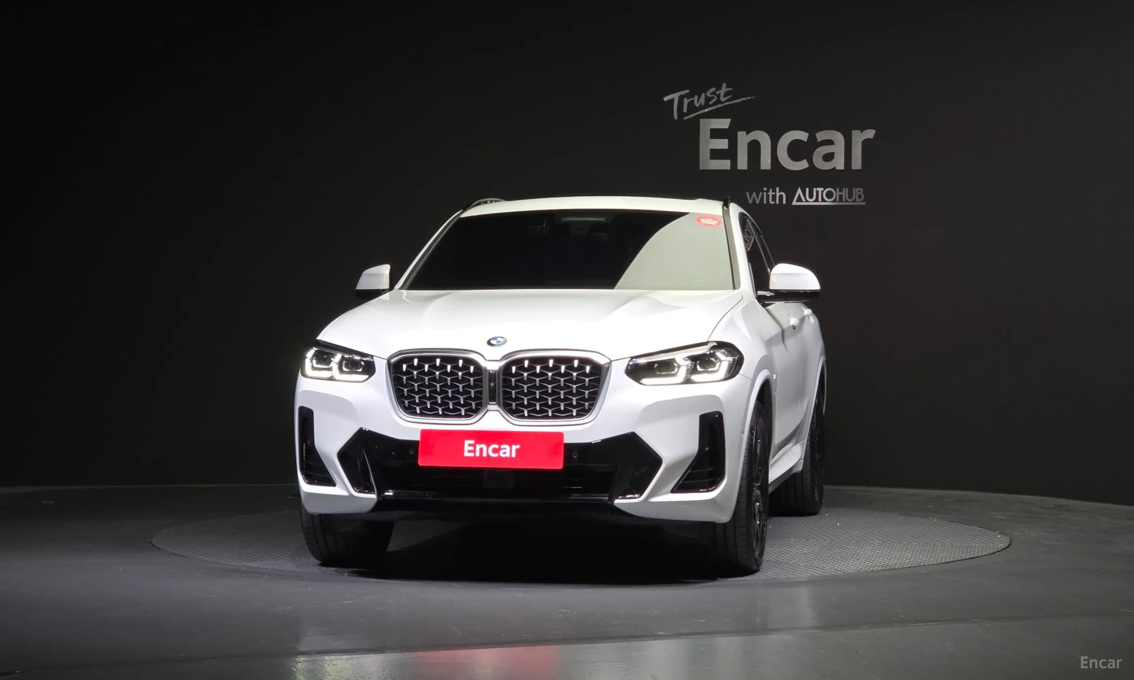 X4 (G02)