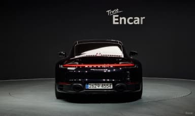 911 (992)