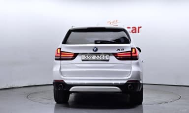 X5 (F15)