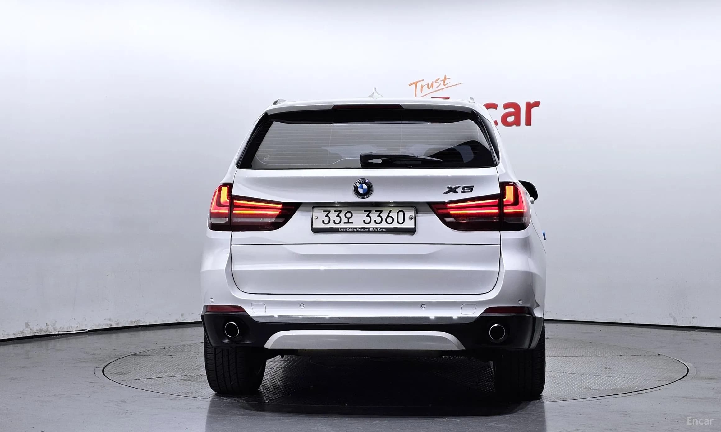 X5 (F15)