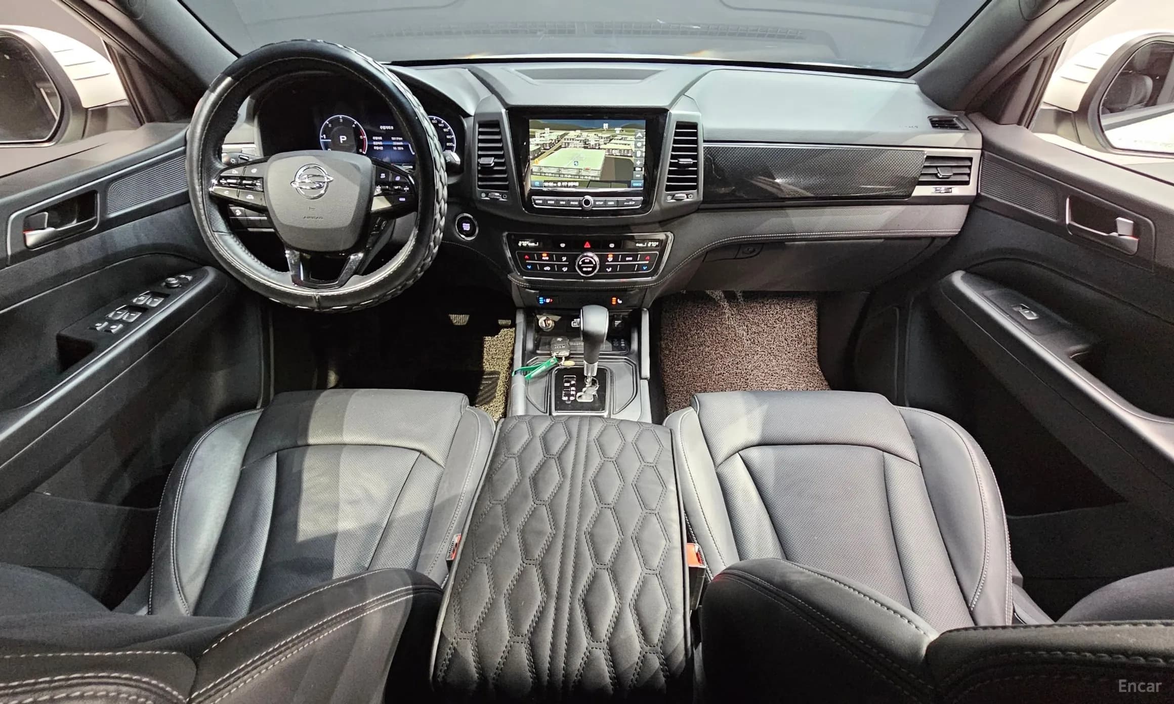 Rexton Sports Khan