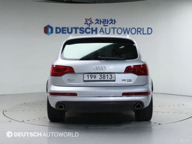 Q7
