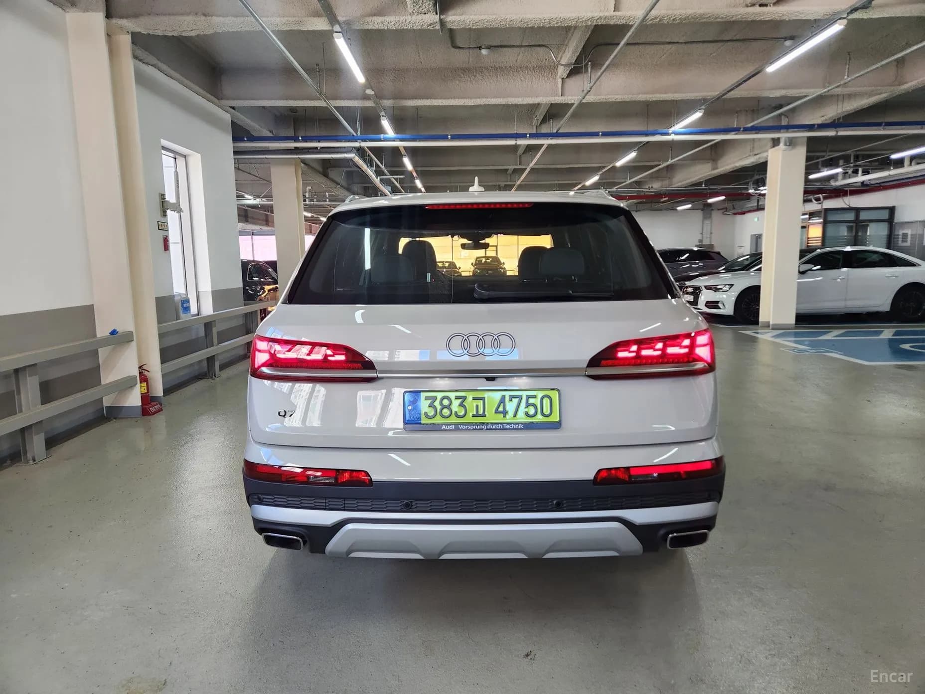 Q7 (4M)