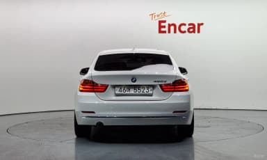 Series 4 (F32)