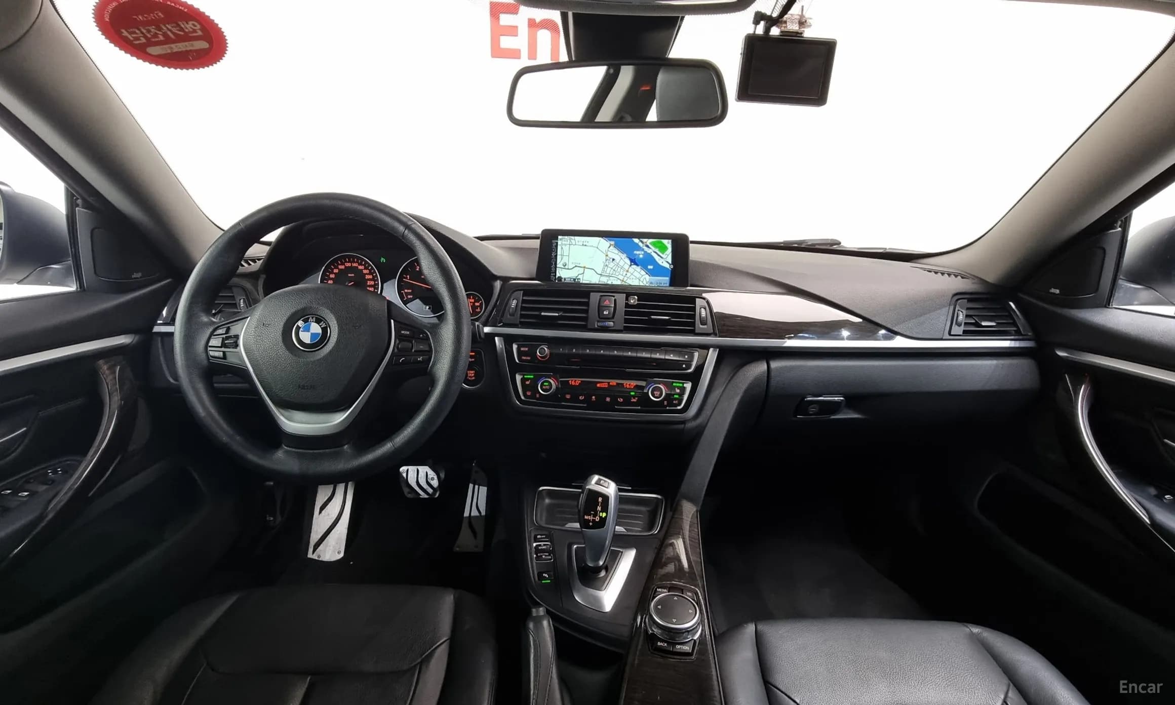 Series 4 (F32)