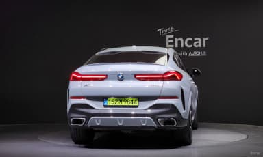 X6 (G06)