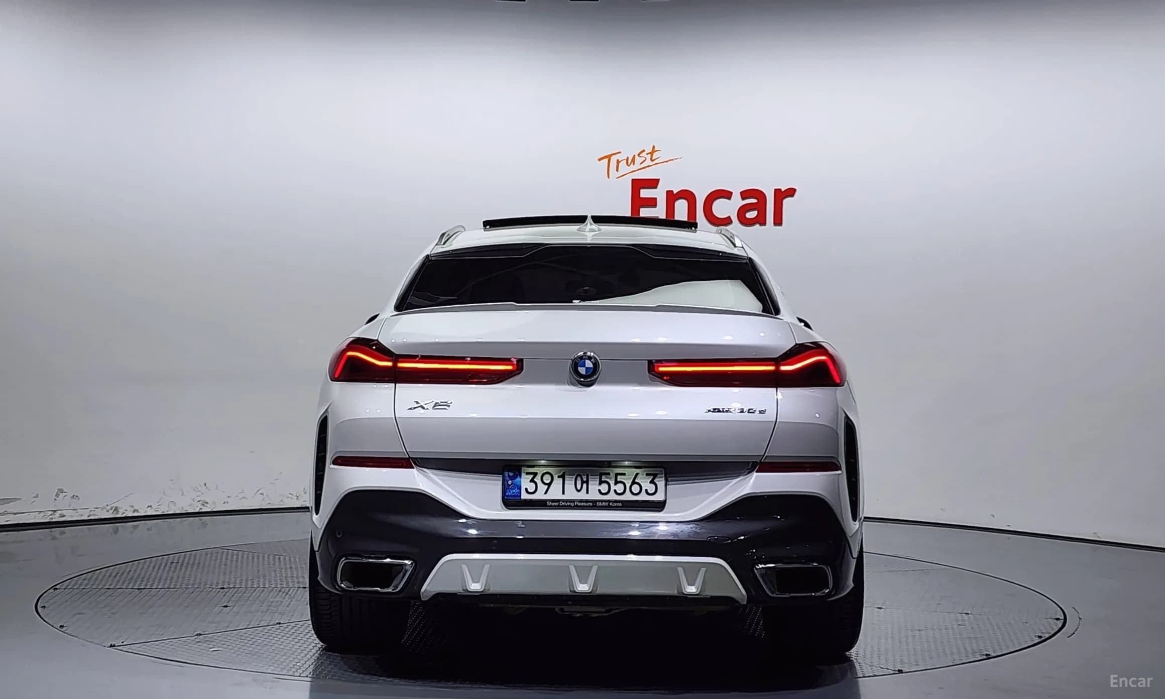 X6 (G06)