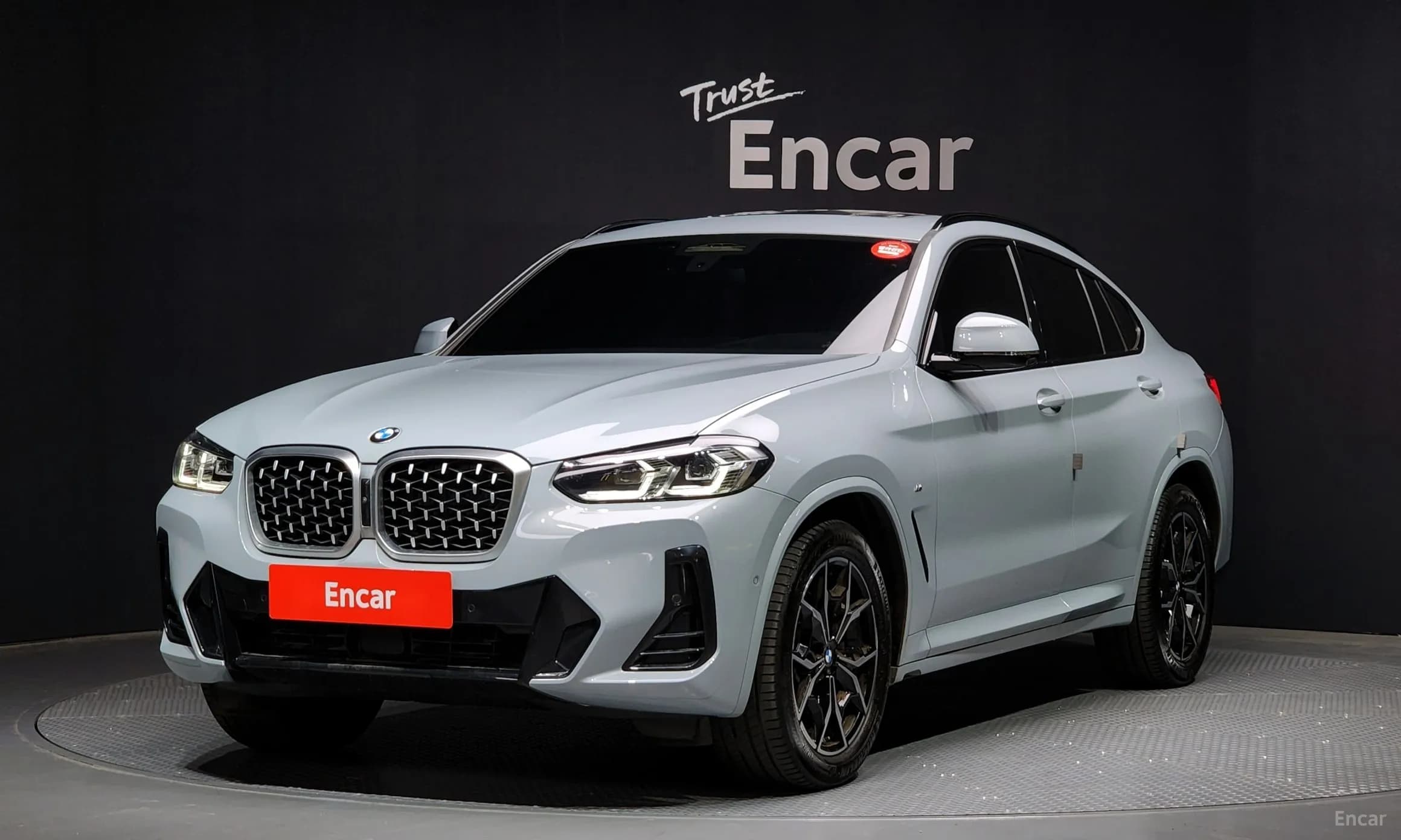 X4 (G02)