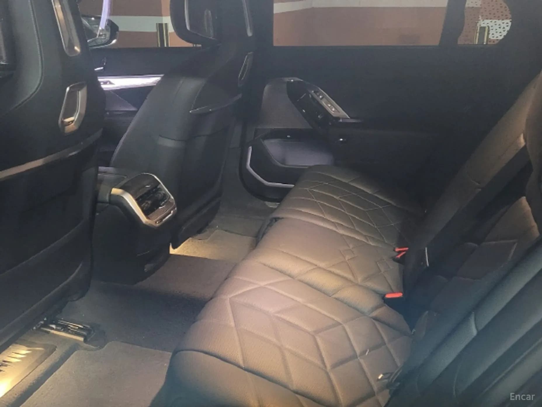 7 Series (G70)