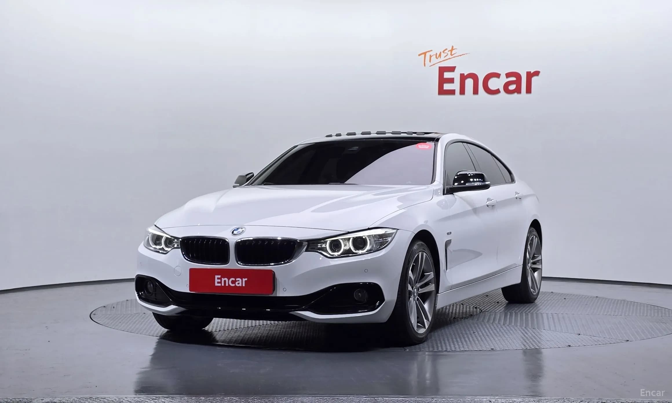 Series 4 (F32)