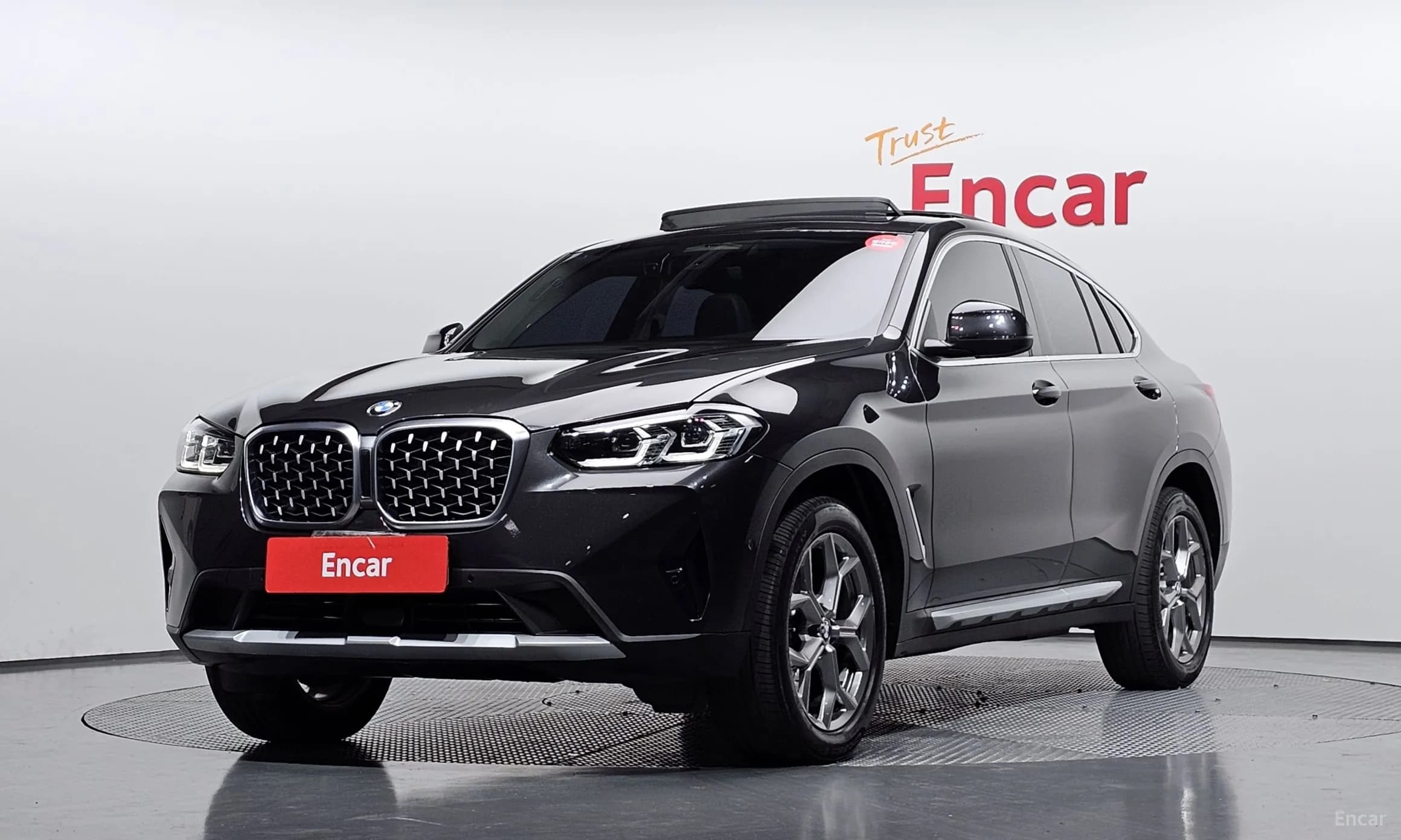 X4 (G02)