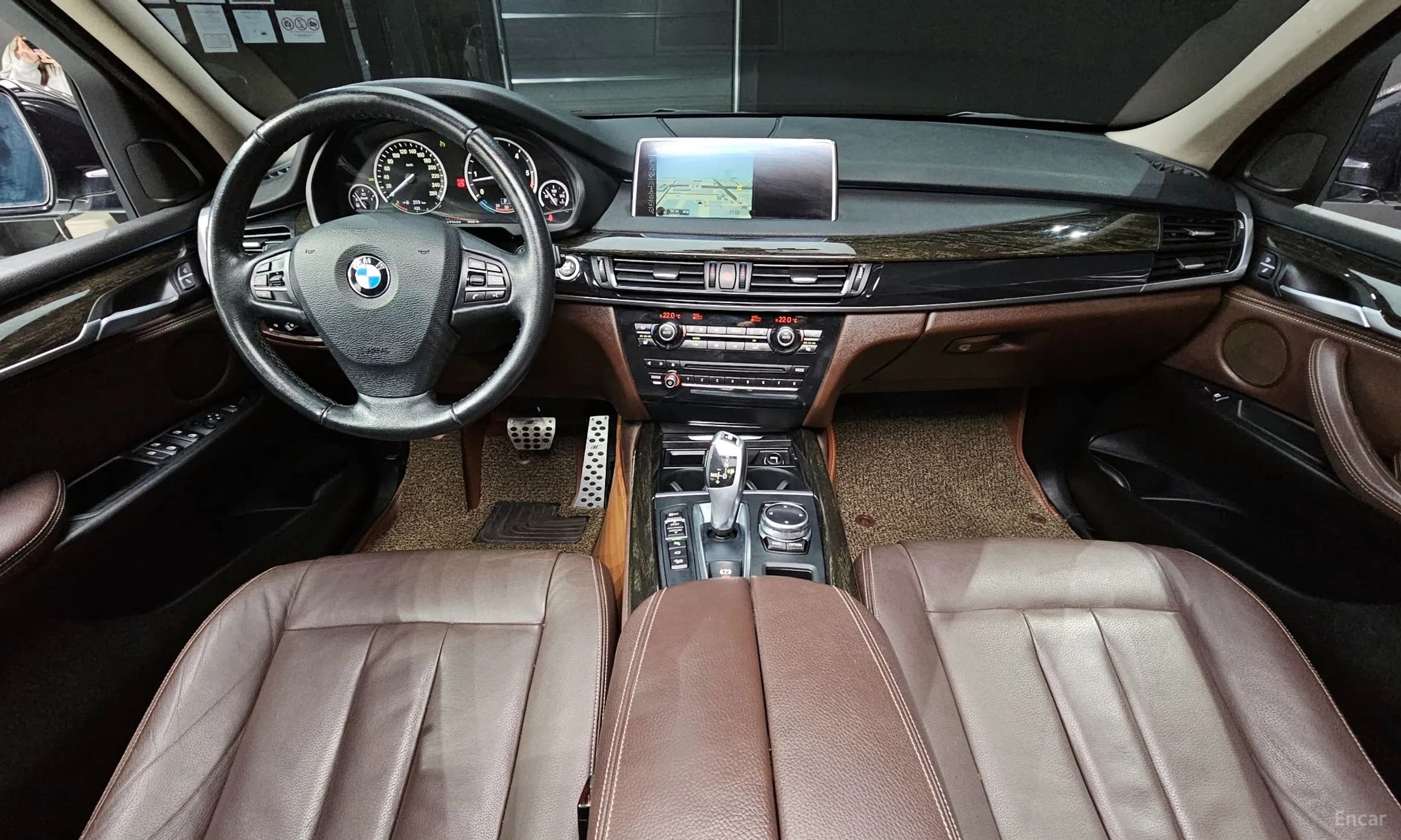 X5 (F15)