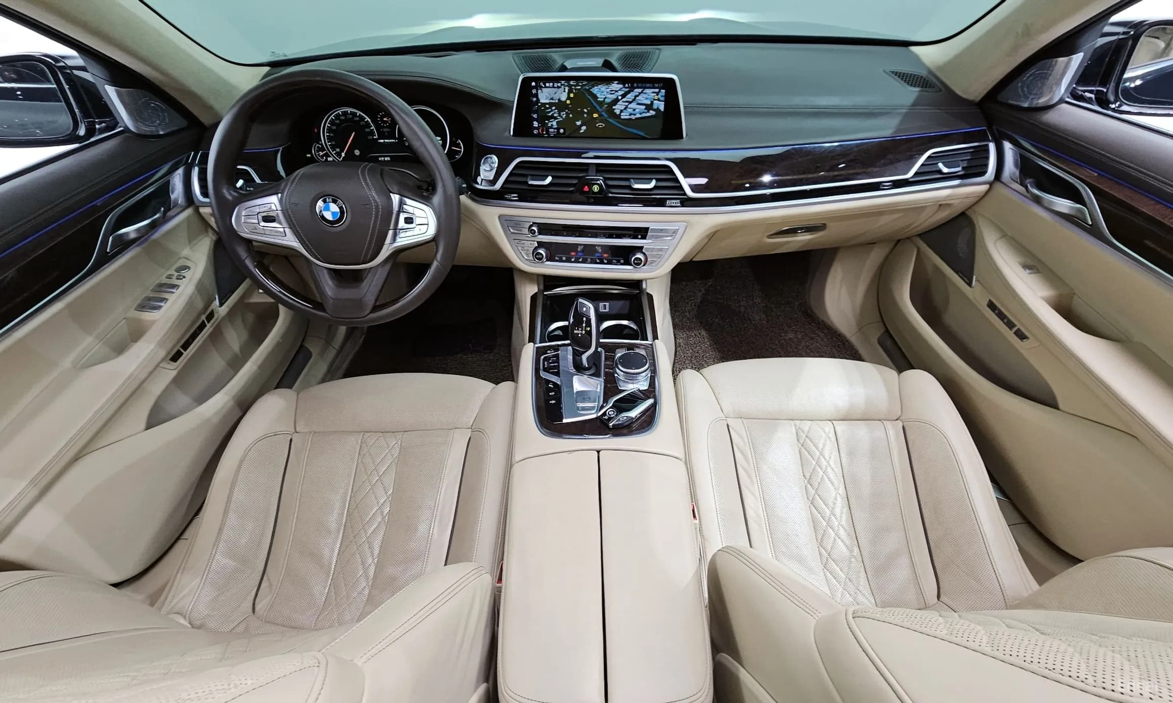 7 Series (G11)