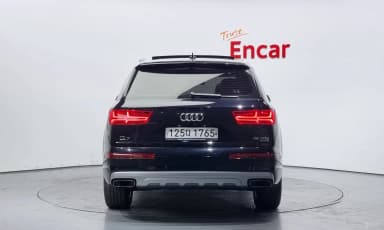 Q7 (4M)