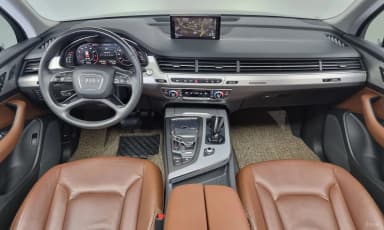 Q7 (4M)