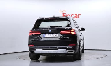 X5 (G05)