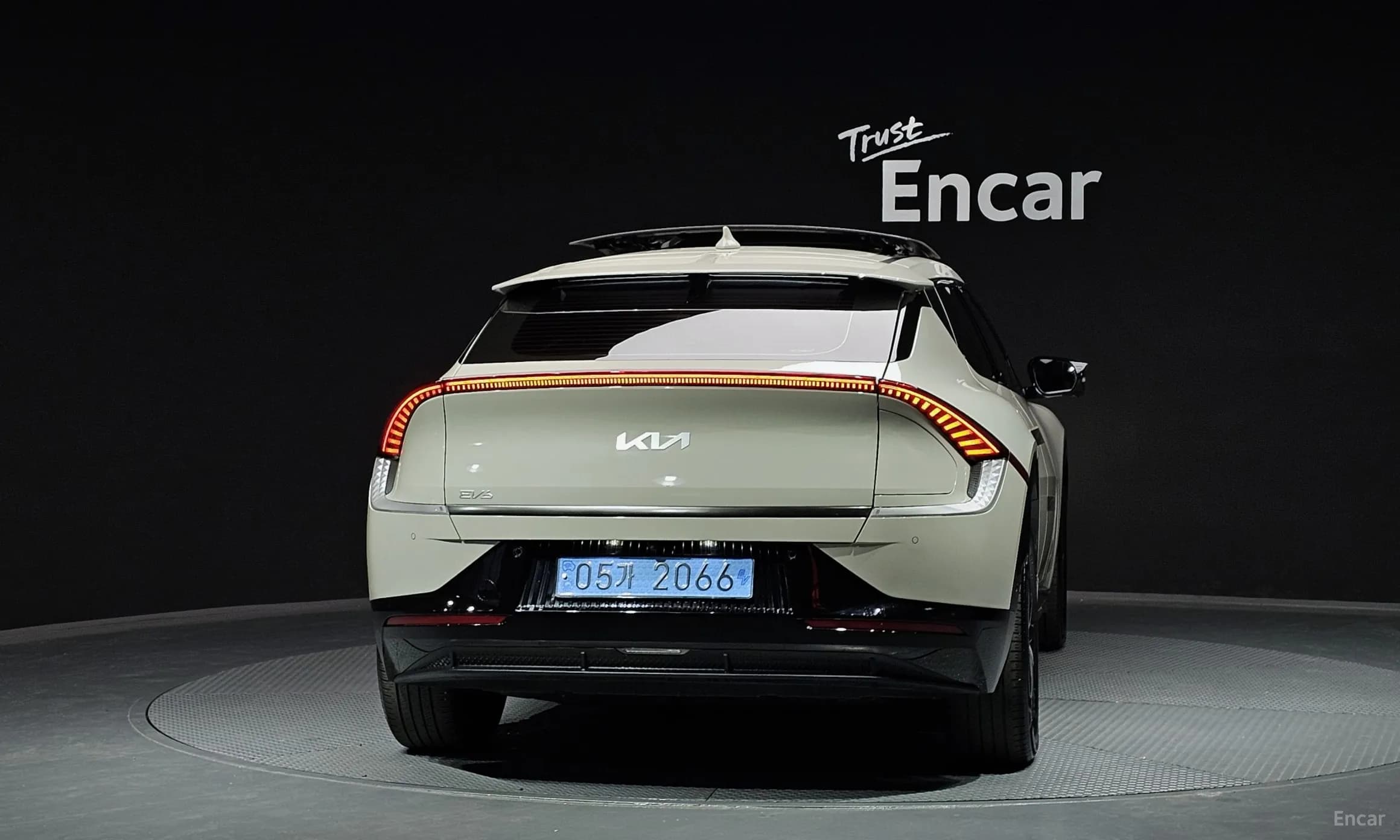 EV6