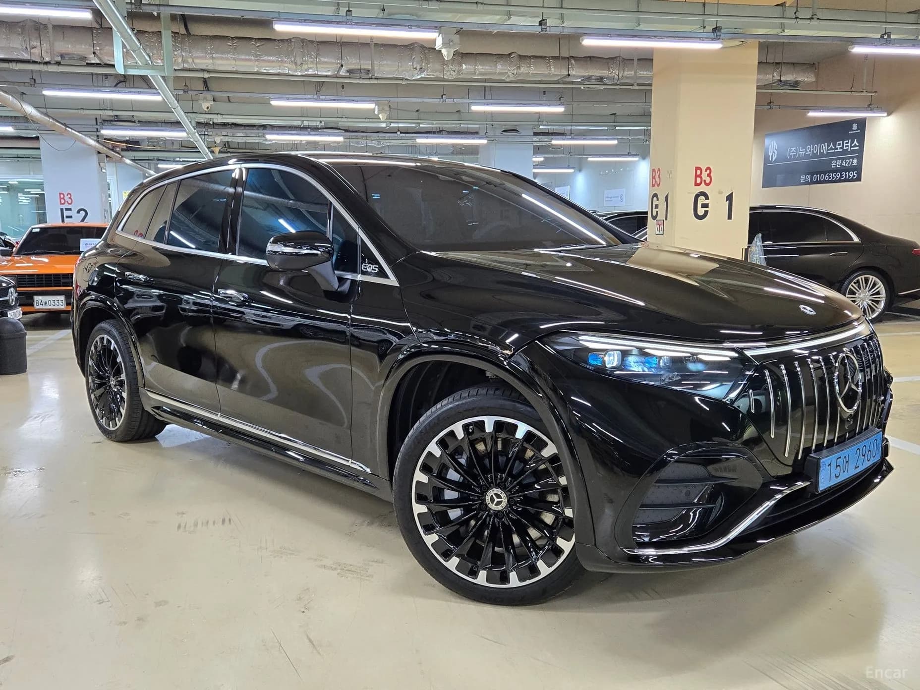 EQS SUV X296