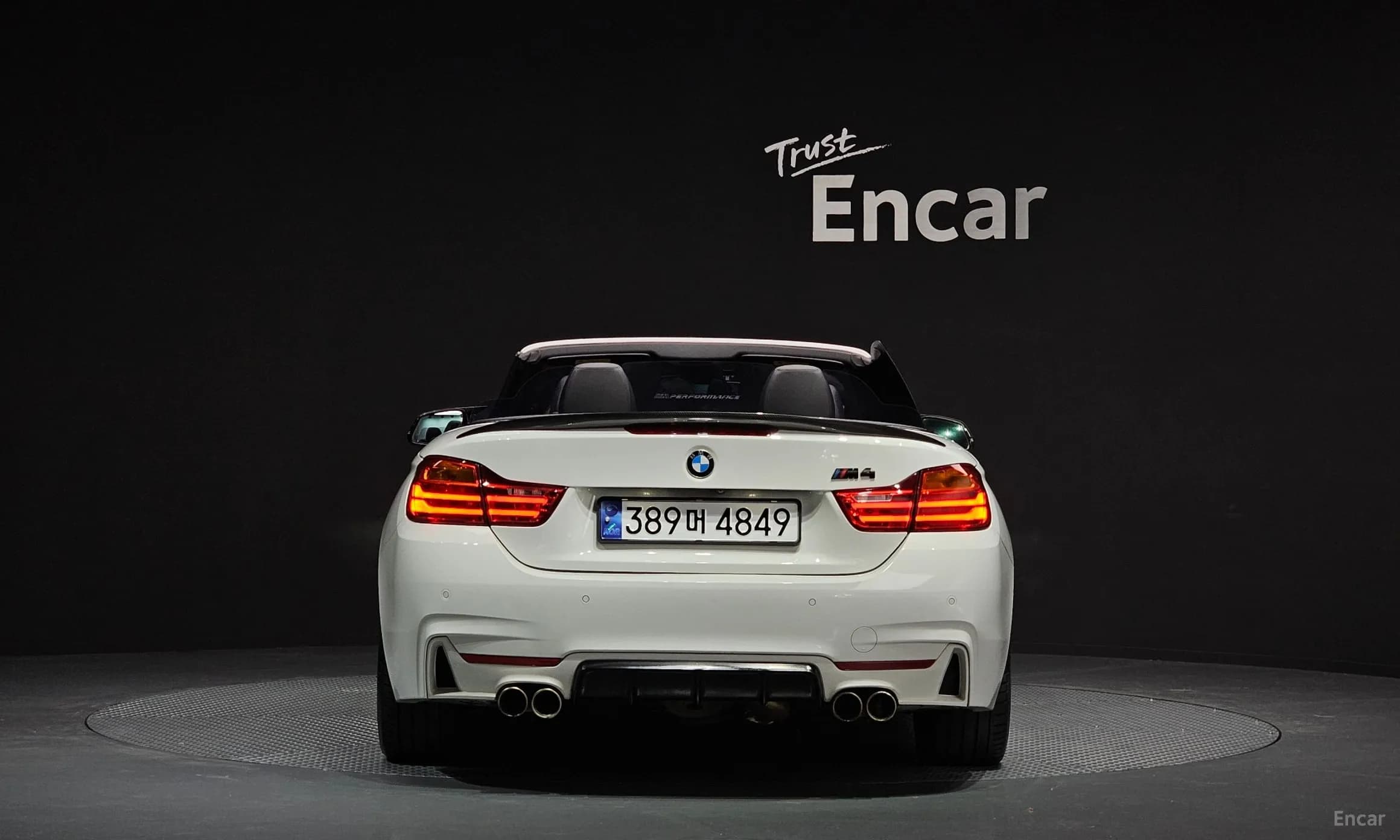 Series 4 (F32)