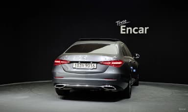 C-Class W206