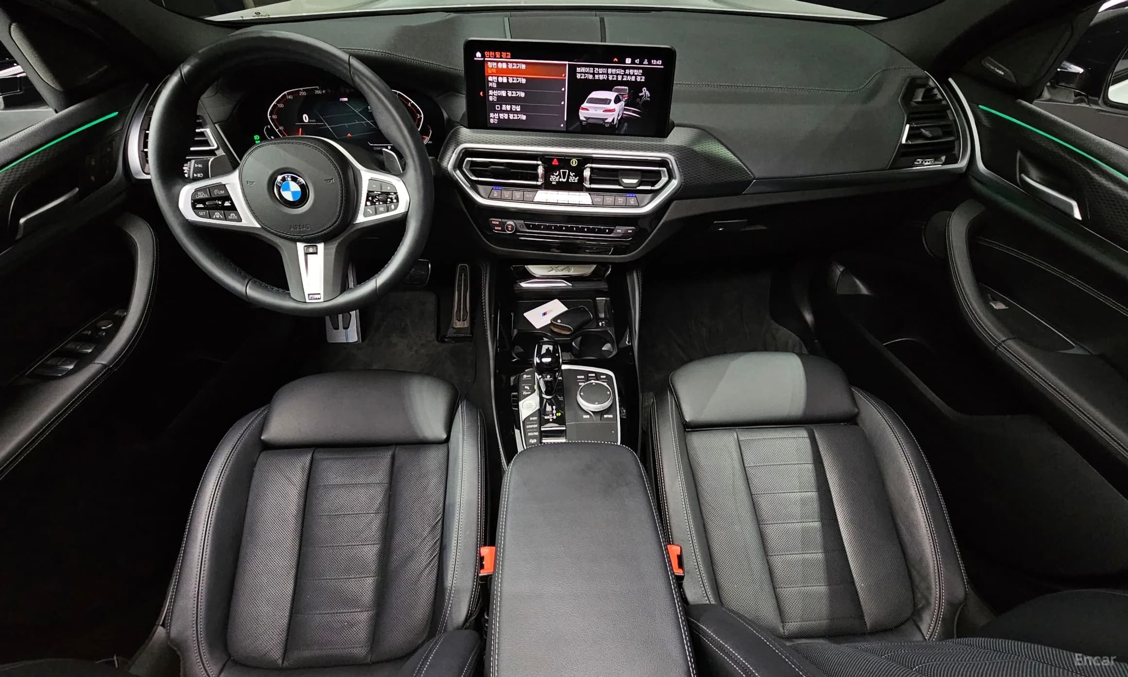 X4 (G02)