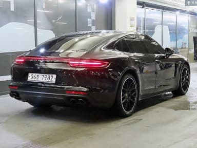 Panamera (971)