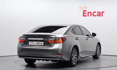 New ES300h