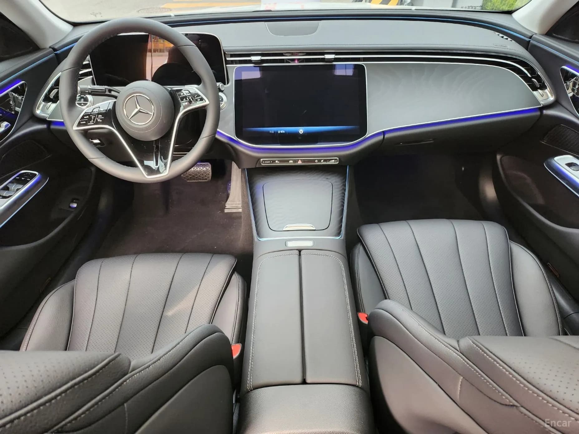 E-Class W214