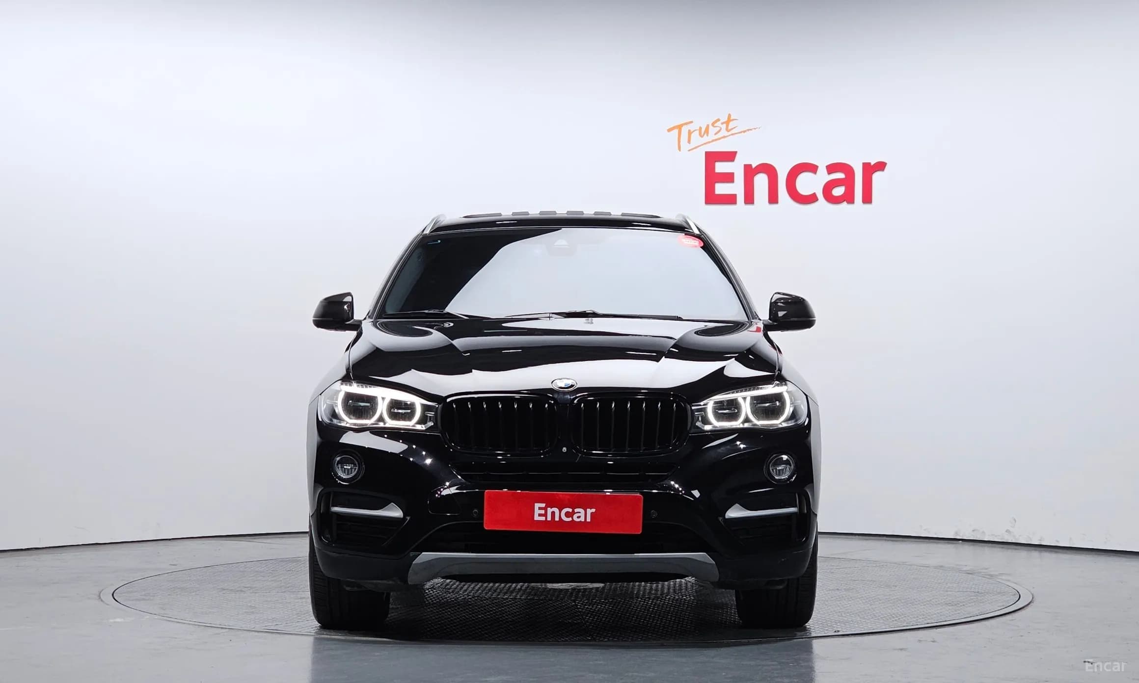 X6 (F16)
