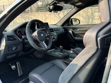 M2 (F87)