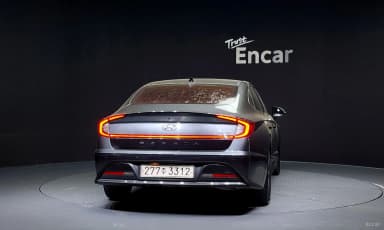 Sonata Hybrid (DN8)