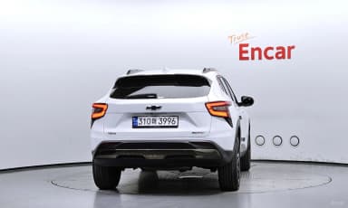 Trax Crossover