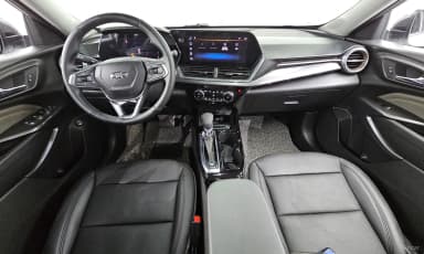 Trax Crossover