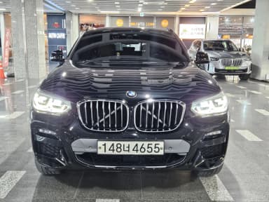 X4 (G02)