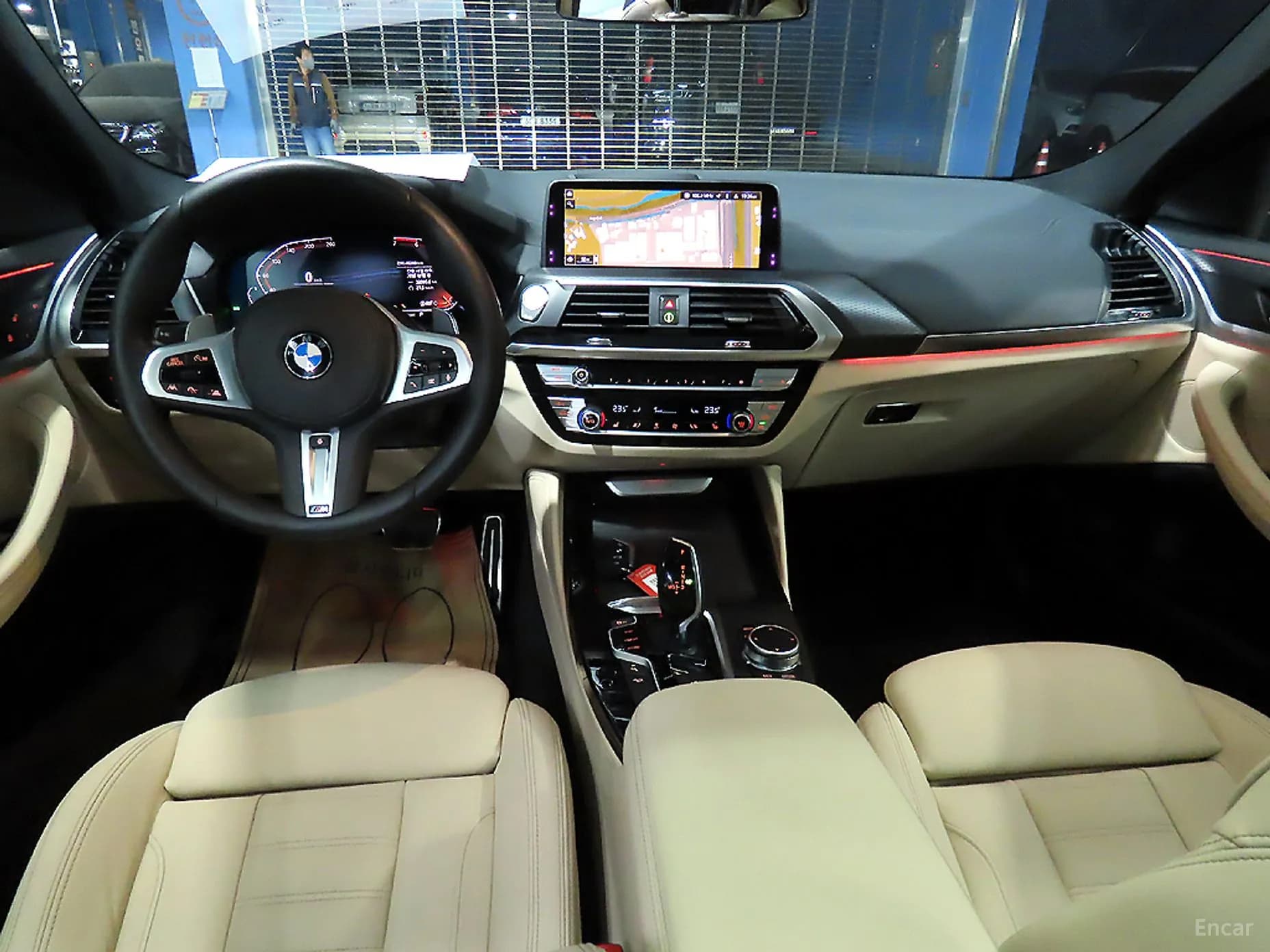 X4 (G02)
