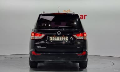 Korando Turismo