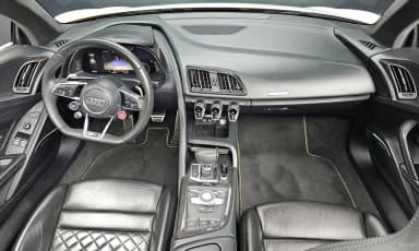 R8 (4S)