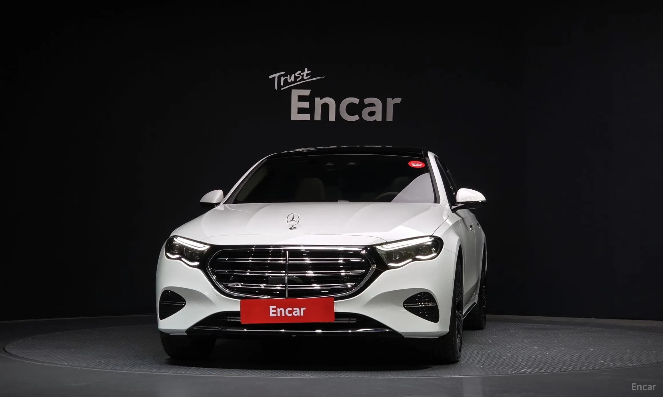 E-Class W214