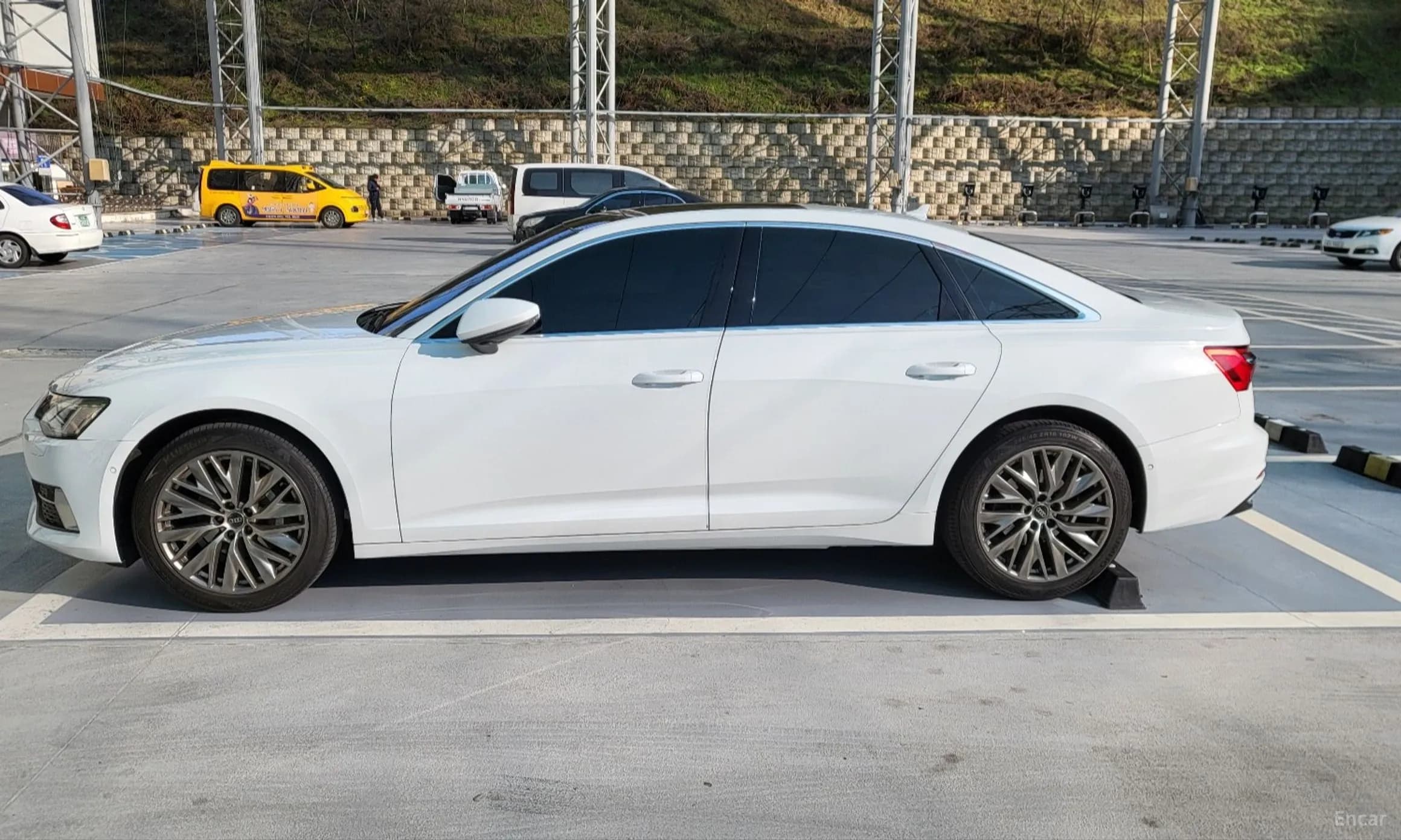 A6 (C8)