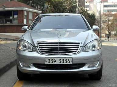 S-Class W221