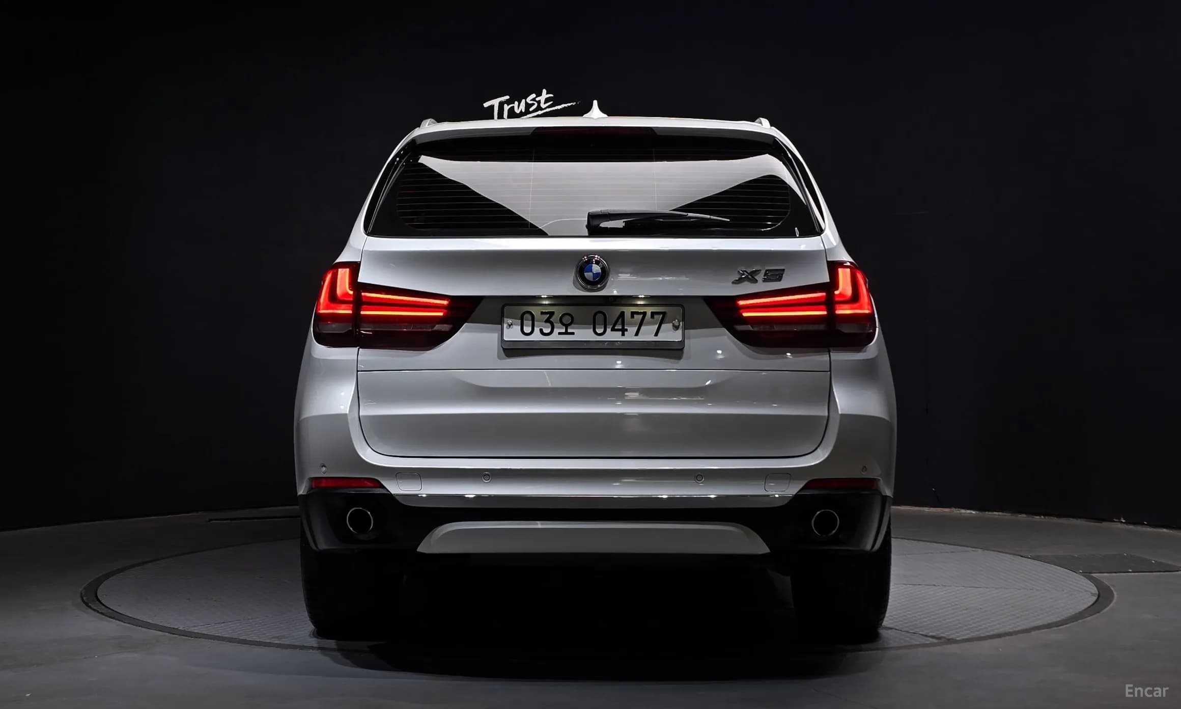 X5 (F15)