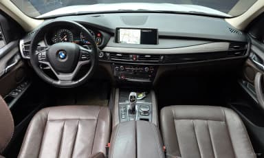 X5 (F15)