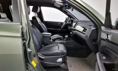 Rexton Sports Khan