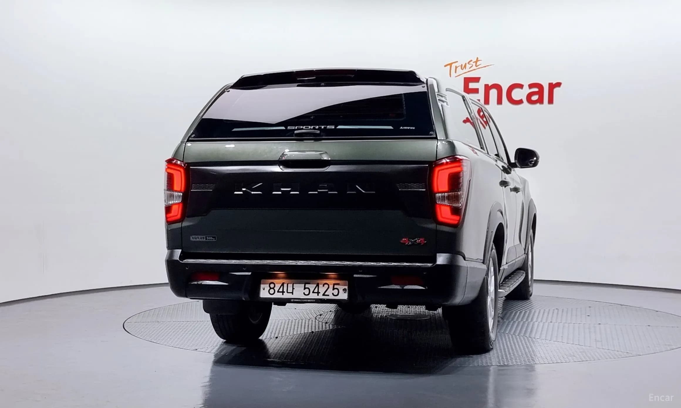 Rexton Sports Khan