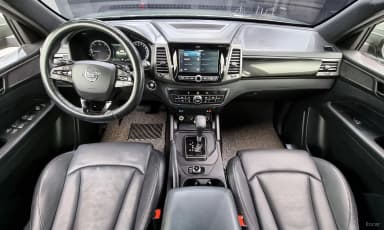 Rexton Sports Khan
