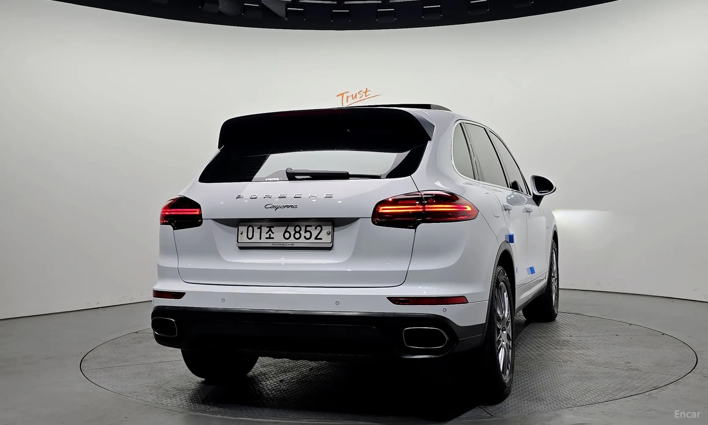 New Cayenne