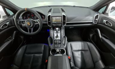 New Cayenne