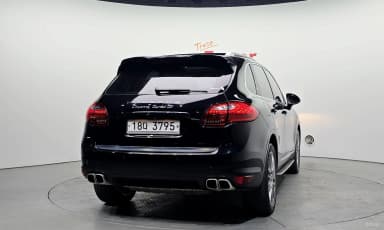 New Cayenne